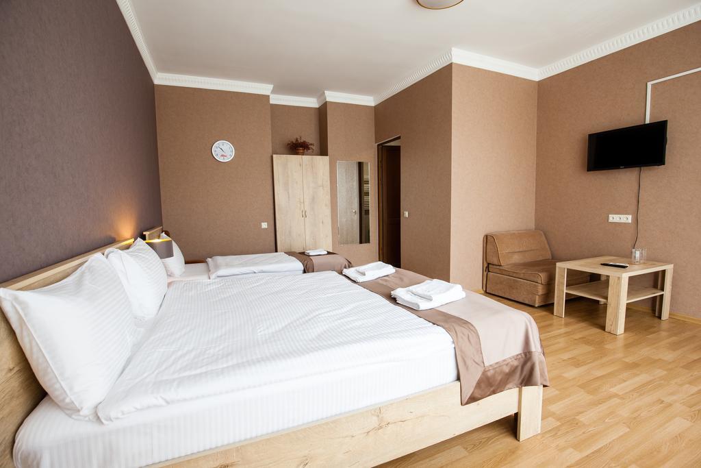 Hotel Almi アハルツィヘ エクステリア 写真