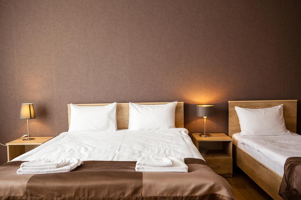 Hotel Almi アハルツィヘ エクステリア 写真