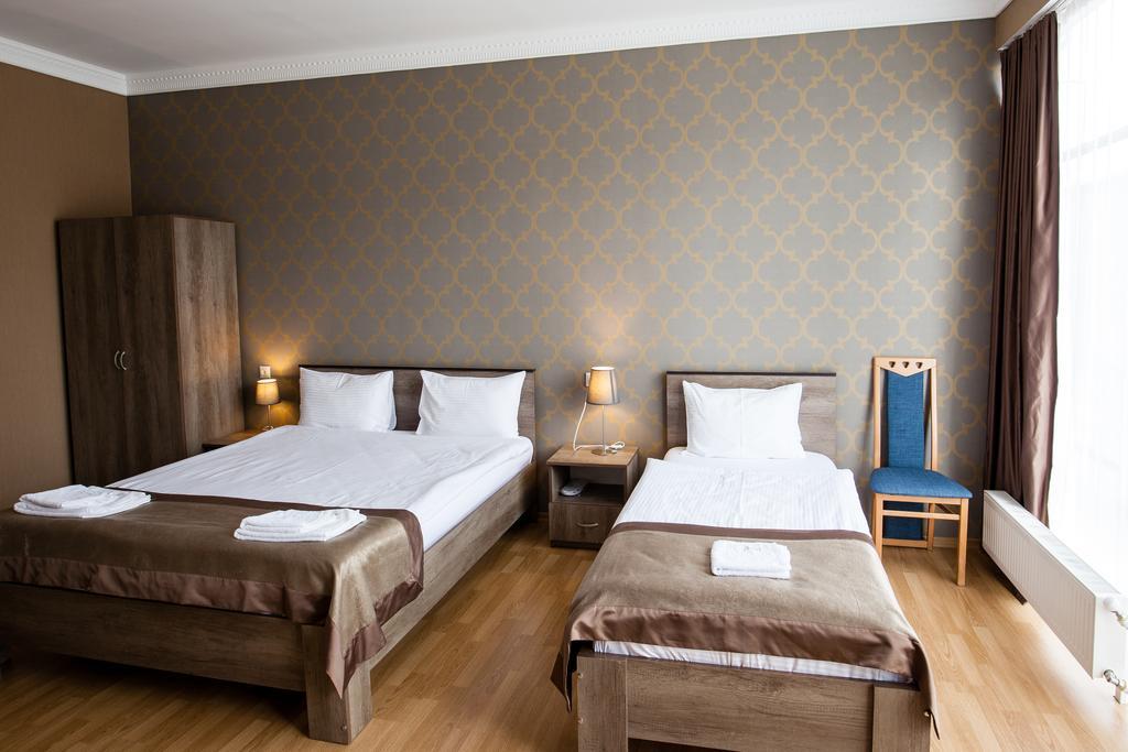 Hotel Almi アハルツィヘ エクステリア 写真